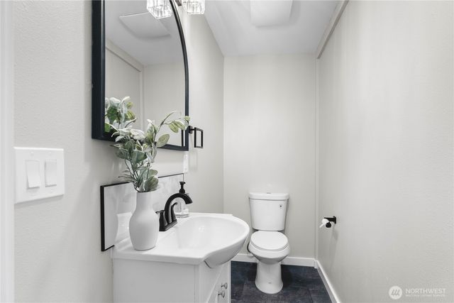 815 Blaine Street, Steilacoom, WA 98388