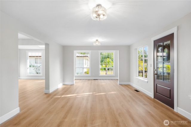 815 Blaine Street, Steilacoom, WA 98388