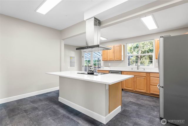 815 Blaine Street, Steilacoom, WA 98388