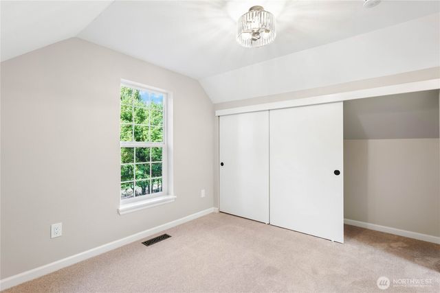 815 Blaine Street, Steilacoom, WA 98388