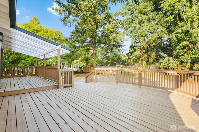 815 Blaine Street, Steilacoom, WA 98388