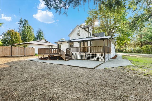 815 Blaine Street, Steilacoom, WA 98388