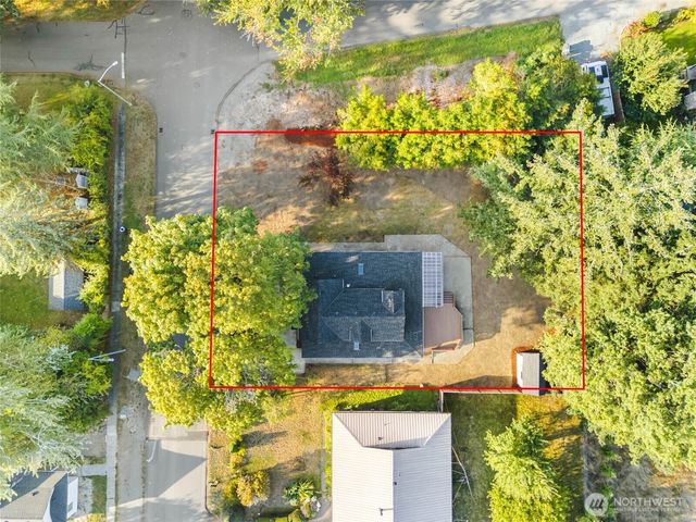 815 Blaine Street, Steilacoom, WA 98388