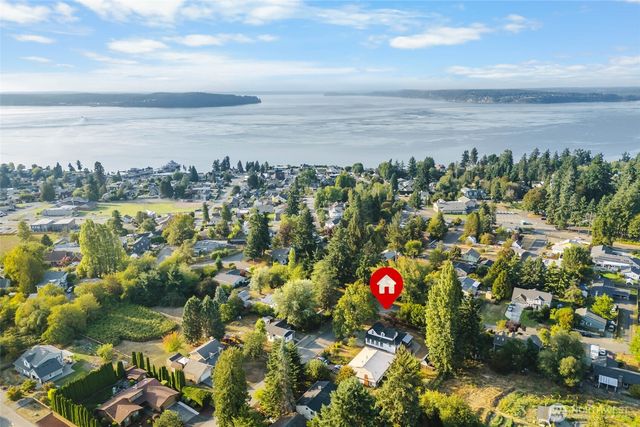 815 Blaine Street, Steilacoom, WA 98388