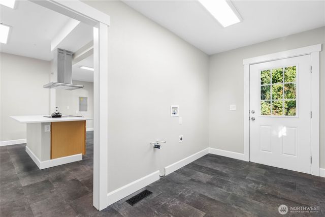 815 Blaine Street, Steilacoom, WA 98388