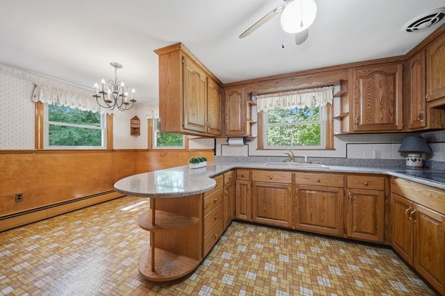 19 Daley Ave, Methuen, MA 01844