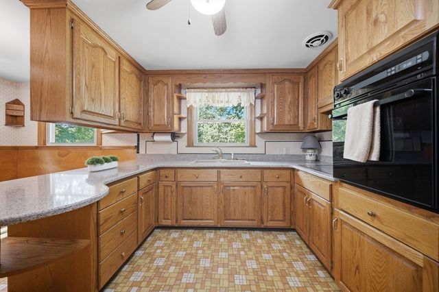 19 Daley Ave, Methuen, MA 01844