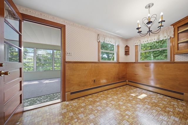 19 Daley Ave, Methuen, MA 01844