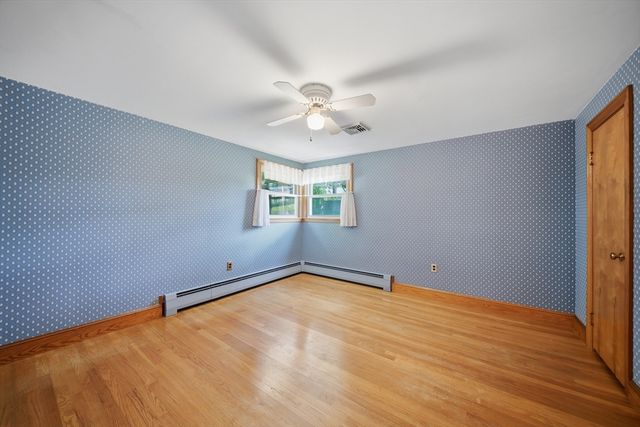 19 Daley Ave, Methuen, MA 01844