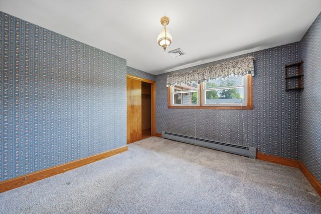 19 Daley Ave, Methuen, MA 01844