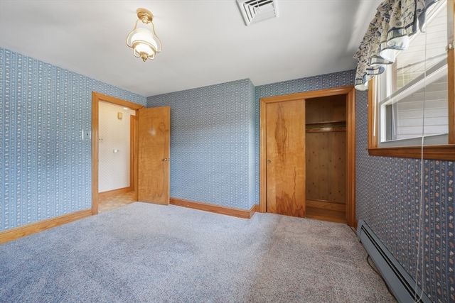 19 Daley Ave, Methuen, MA 01844