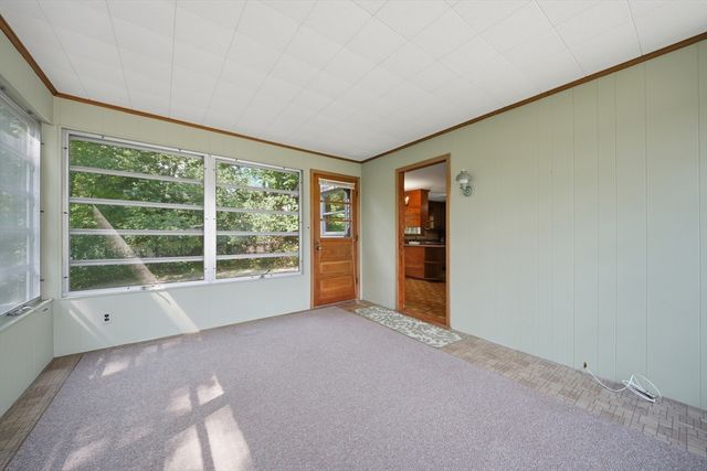 19 Daley Ave, Methuen, MA 01844