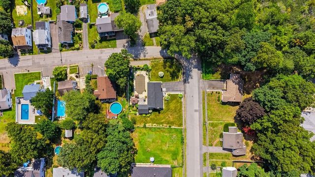 19 Daley Ave, Methuen, MA 01844