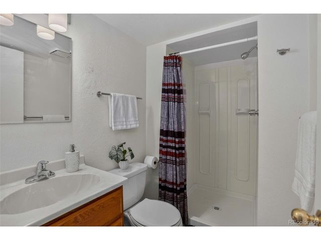 6937 Pierce St, Arvada, CO 80003
