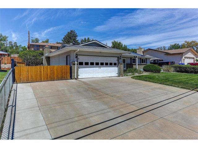 6937 Pierce St, Arvada, CO 80003
