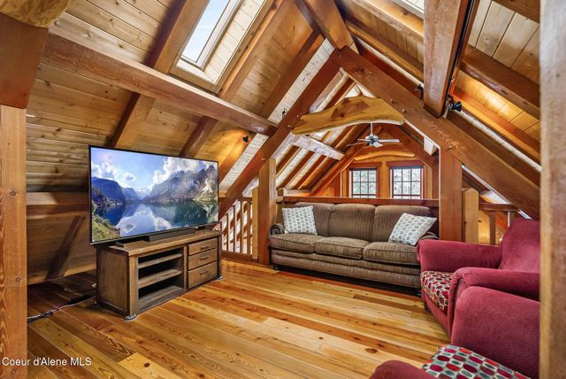 2222 Hidden Valley RD, Sandpoint, ID 83864