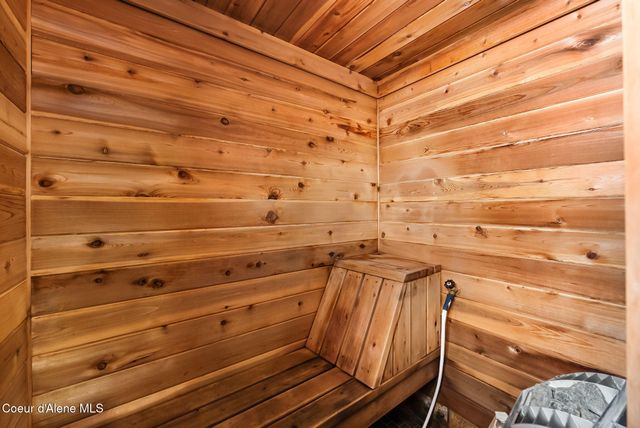 2222 Hidden Valley RD, Sandpoint, ID 83864