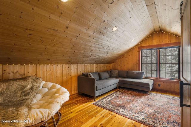 2222 Hidden Valley RD, Sandpoint, ID 83864