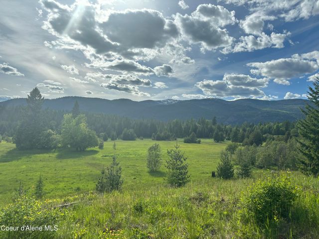 2222 Hidden Valley RD, Sandpoint, ID 83864
