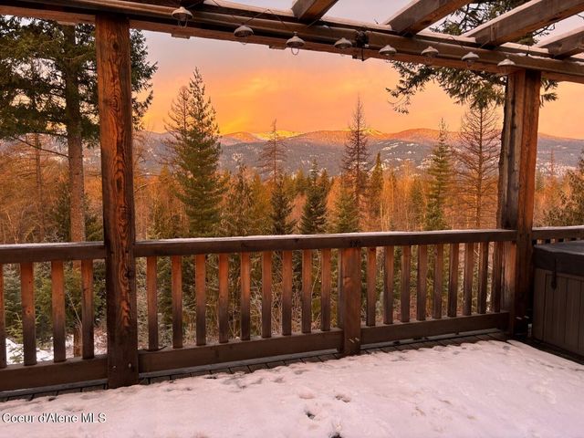 2222 Hidden Valley RD, Sandpoint, ID 83864
