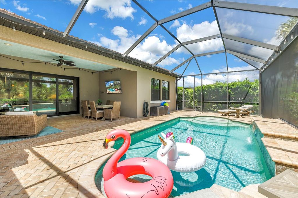 Image 47 of property listing at 4541 BALTRY COURT, Bradenton, FL 34211