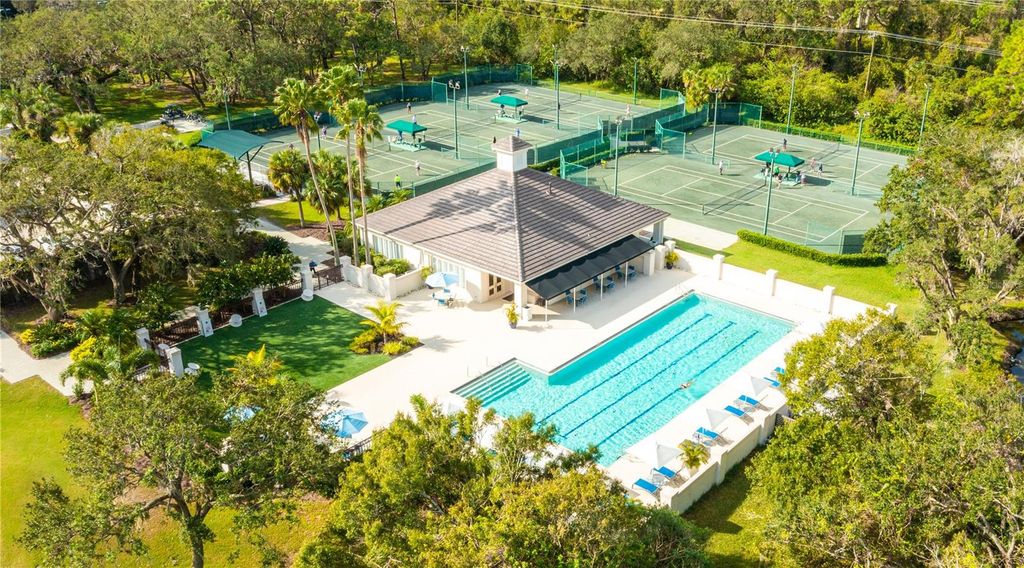 Image 58 of property listing at 4541 BALTRY COURT, Bradenton, FL 34211