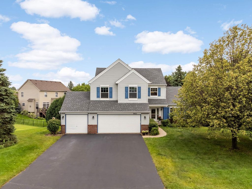 9451 Esk Lane, Inver Grove Heights, MN 55077