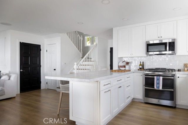 1631 Irvine F, Costa Mesa, CA 92627