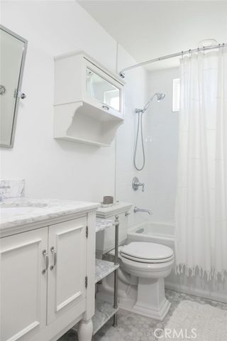 1631 Irvine F, Costa Mesa, CA 92627