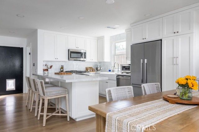 1631 Irvine F, Costa Mesa, CA 92627