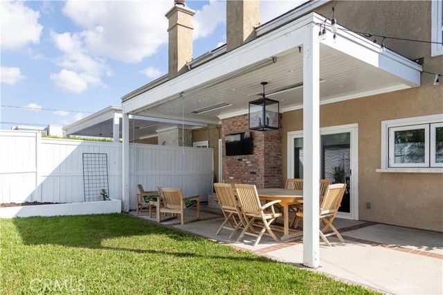 1631 Irvine F, Costa Mesa, CA 92627