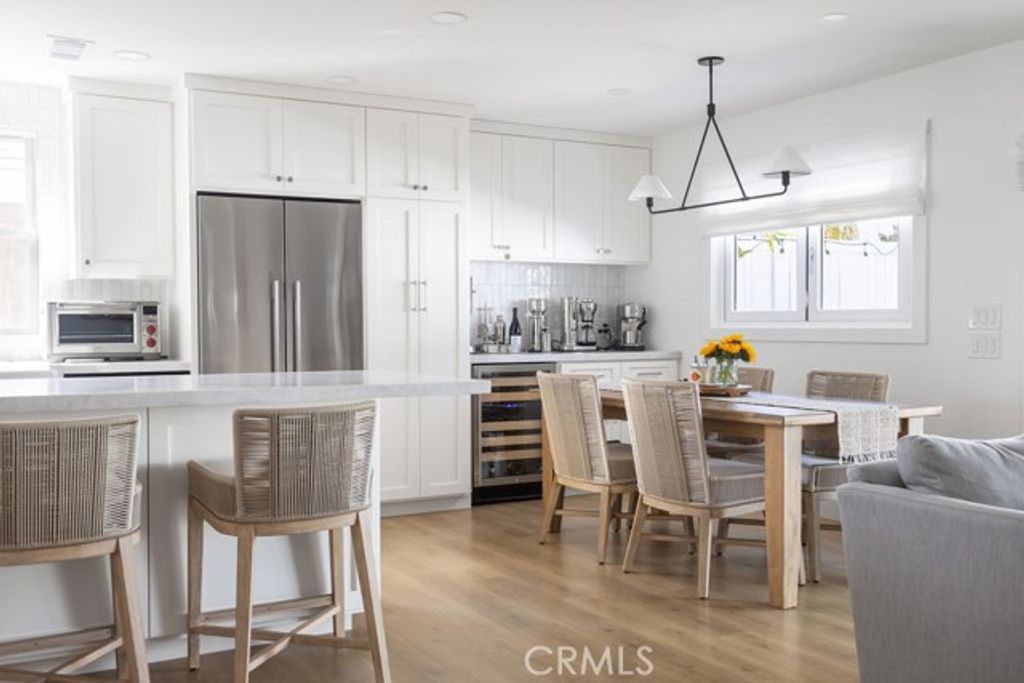 1631 Irvine F, Costa Mesa, CA 92627