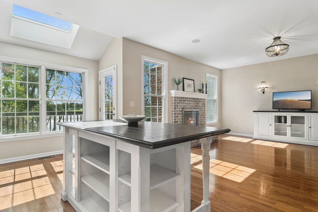 27 Harborside Way, Hawthorn Woods, IL 60047 — photo 4