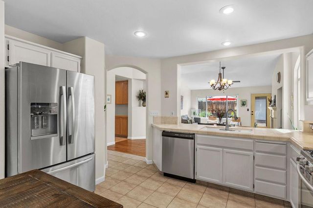 3220 Caraway Ct, Modesto, CA 95355