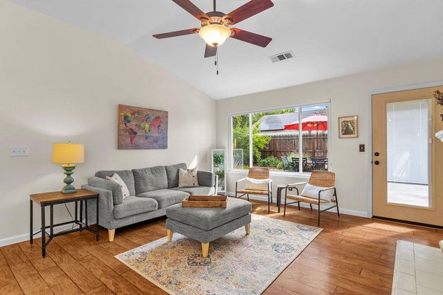 3220 Caraway Ct, Modesto, CA 95355