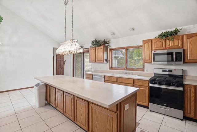 1440 45th AVENUE, Kenosha, WI 53144