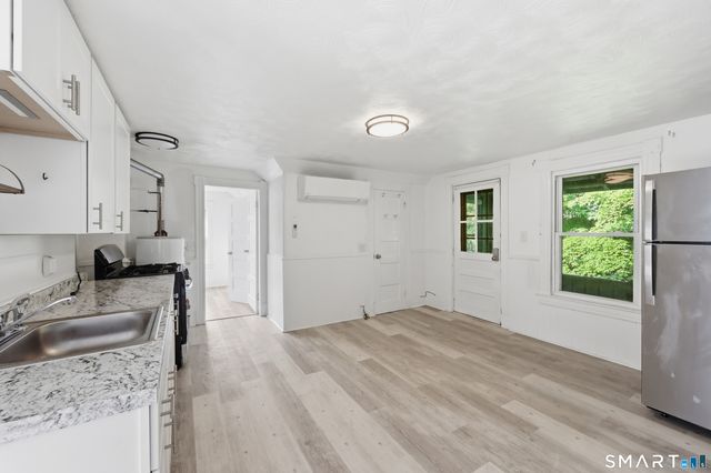 115 Main Street 3rd Floor, Plymouth, CT 06786