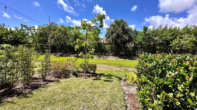 166 SE 5th Court, Deerfield Beach, FL 33441