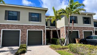 166 SE 5th Court, Deerfield Beach, FL 33441