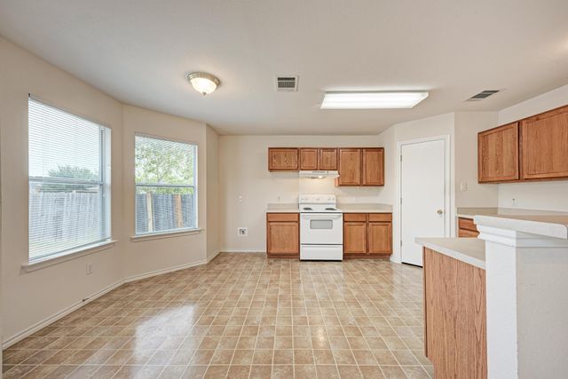 216 Wegstrom ST, Hutto, TX 78634