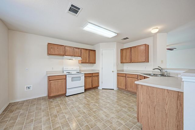 216 Wegstrom ST, Hutto, TX 78634