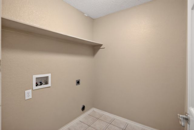 1105 Hidden Glade Drive, Mansfield, TX 76063