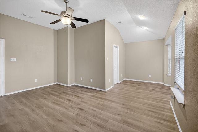 1105 Hidden Glade Drive, Mansfield, TX 76063
