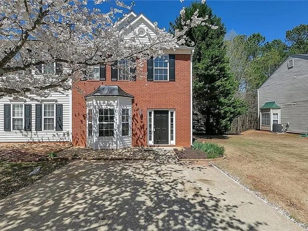 4683 Crawford Oaks Drive, Oakwood, GA 30566