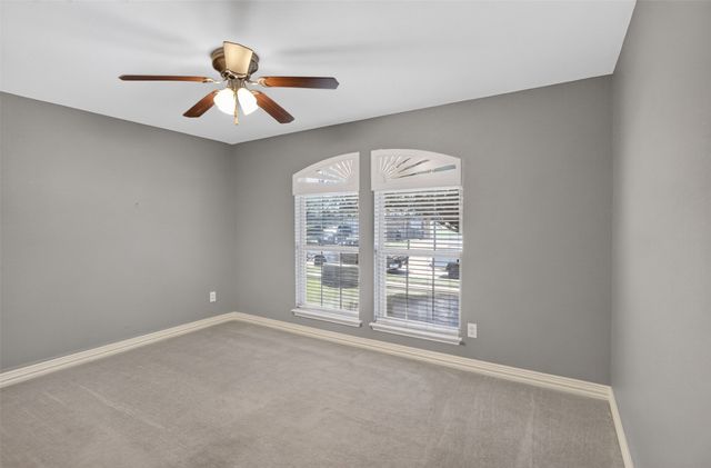 9612 Linton Drive, Fort Worth, TX 76108