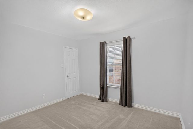 9612 Linton Drive, Fort Worth, TX 76108