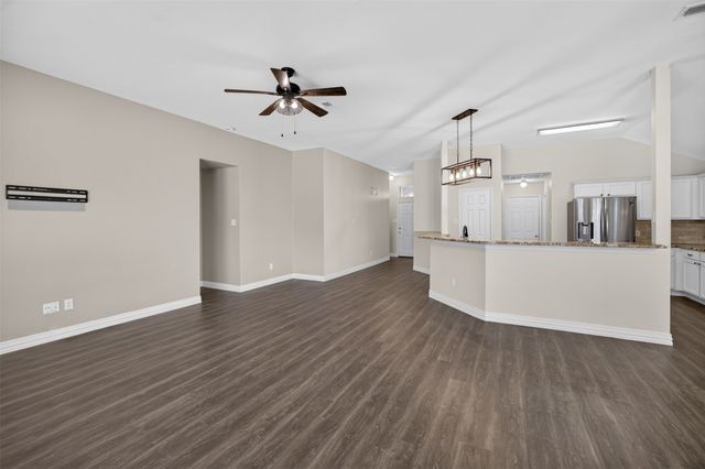 9612 Linton Drive, Fort Worth, TX 76108
