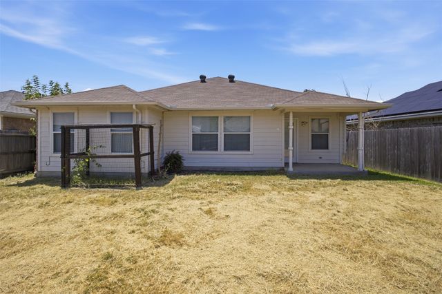 9612 Linton Drive, Fort Worth, TX 76108