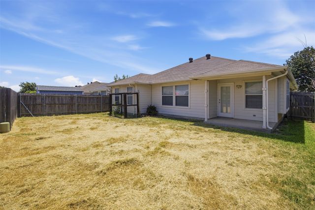9612 Linton Drive, Fort Worth, TX 76108