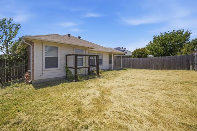 9612 Linton Drive, Fort Worth, TX 76108